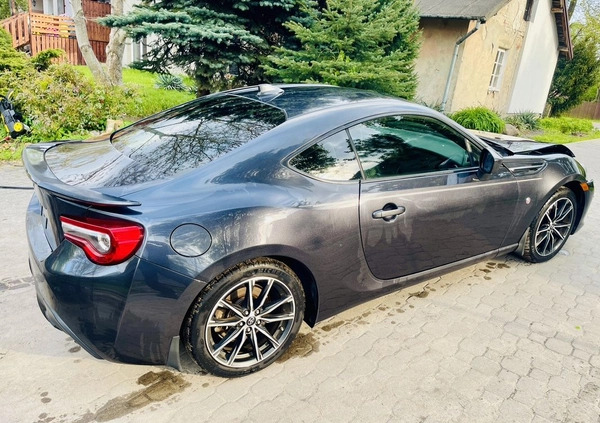 Toyota GT86 cena 35000 przebieg: 70075, rok produkcji 2018 z Miłomłyn małe 562